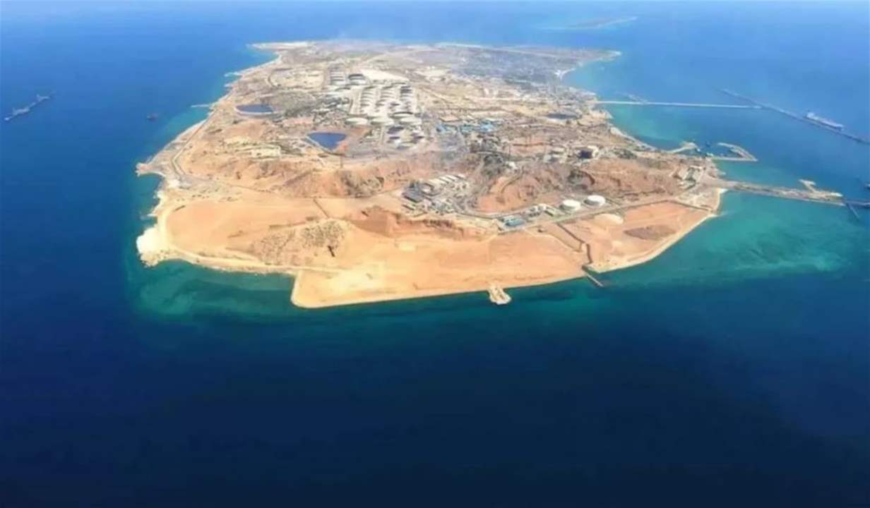 ترامب رفض السيطرة على "خارك" الإيرانية.. والسبب؟ 