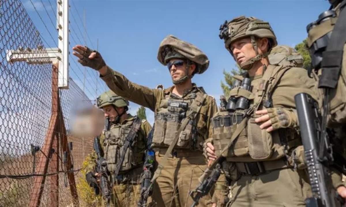 بالصور - سجاد وأجهزة ودراجات.. الجيش الإسرائيلي ينهب ممتلكات الجنوبيين