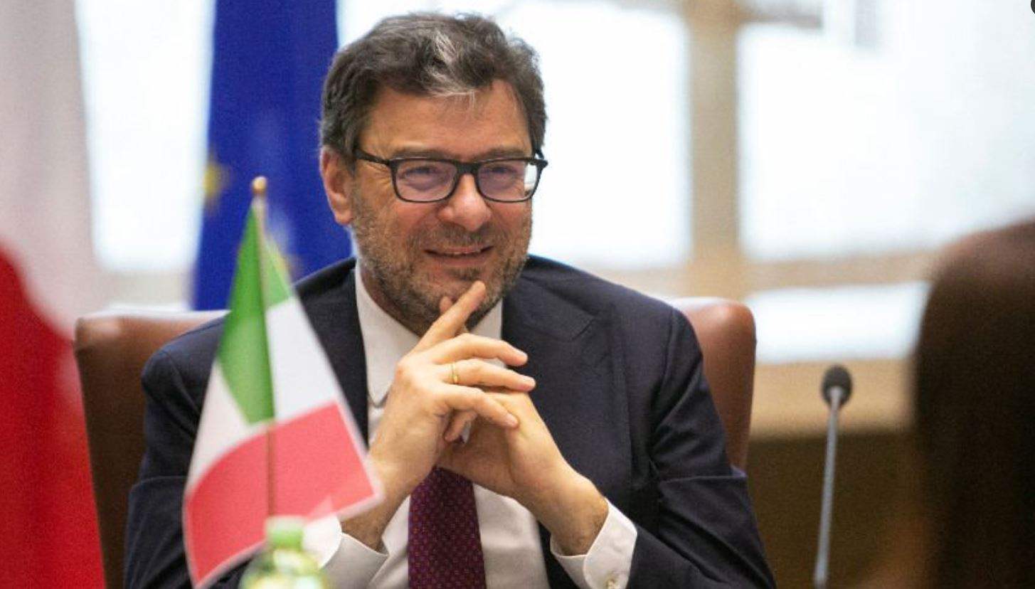 إيطاليا ترفض مقترح ترامب "المخزي" بشأن إيران.. والفيفا يسقطه