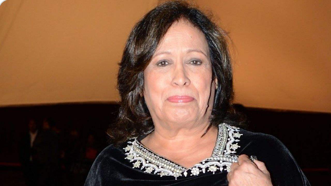 لحظات مؤثرة في حفل تأبين حياة الفهد.. سعاد عبدالله ترثيها بكلمات حزينة وهيفاء عادل تبكي على الهواء