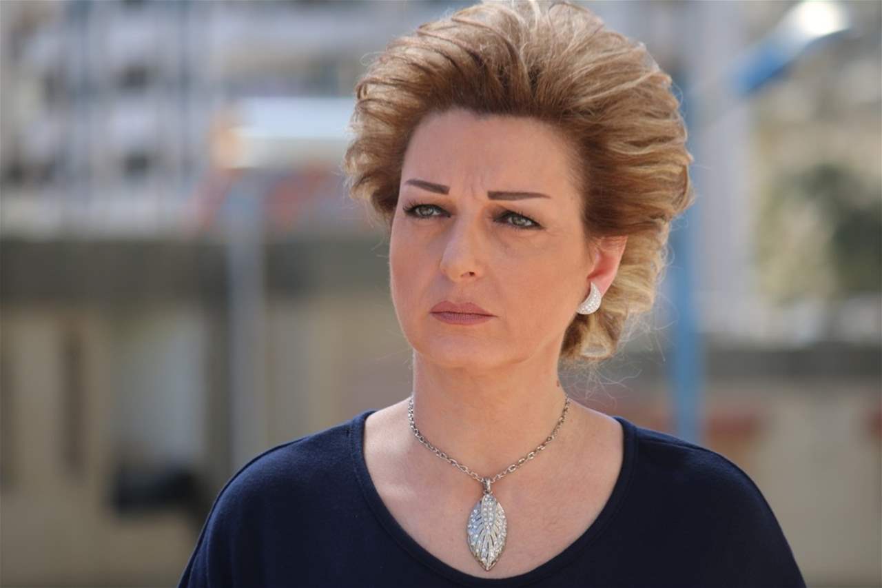 نادين خوري تهاجم النفاق برسالة صادمة: "الانعزال أشرف!"