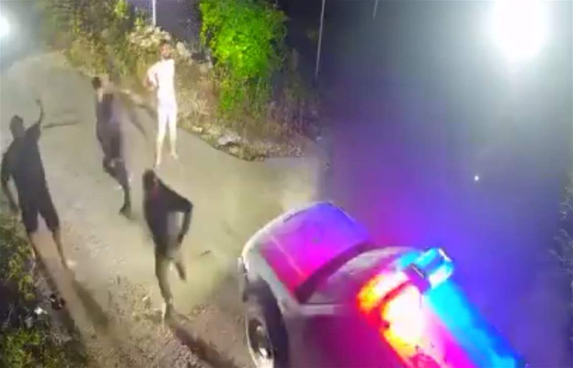 في بلدة جنوبية.. تحطيم سيارة واطلاق نار (شاهد الفيديو) 