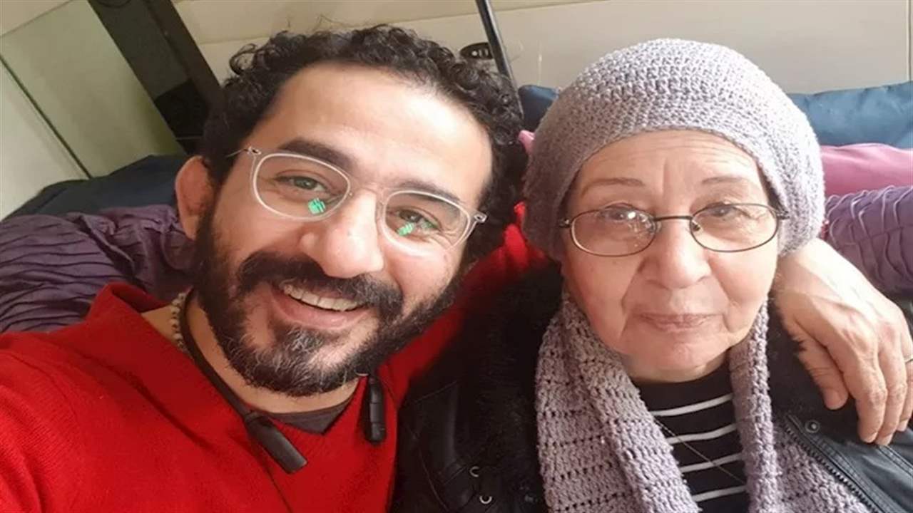وفاة والدة أحمد حلمي بعد معاناة مع المرض