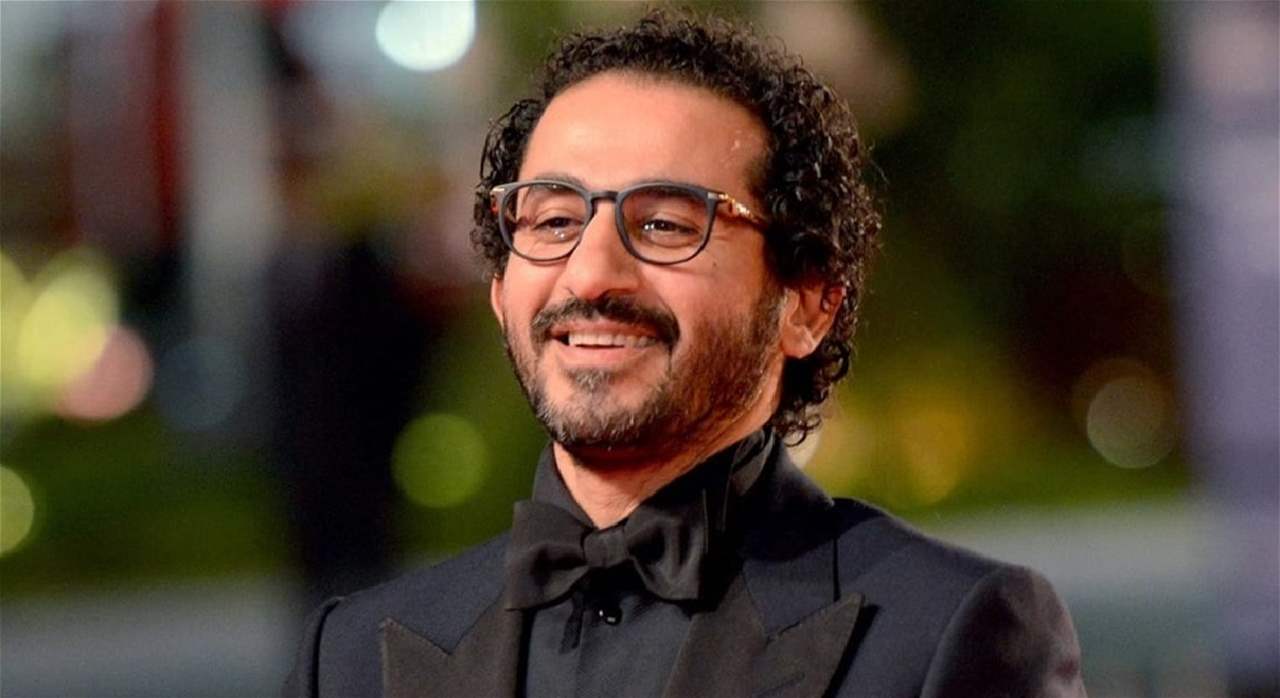 بعد عزاء والدة أحمد حلمي.. نقابة الممثلين تتحرك ضد مذيع بتهمة انتهاك الخصوصية