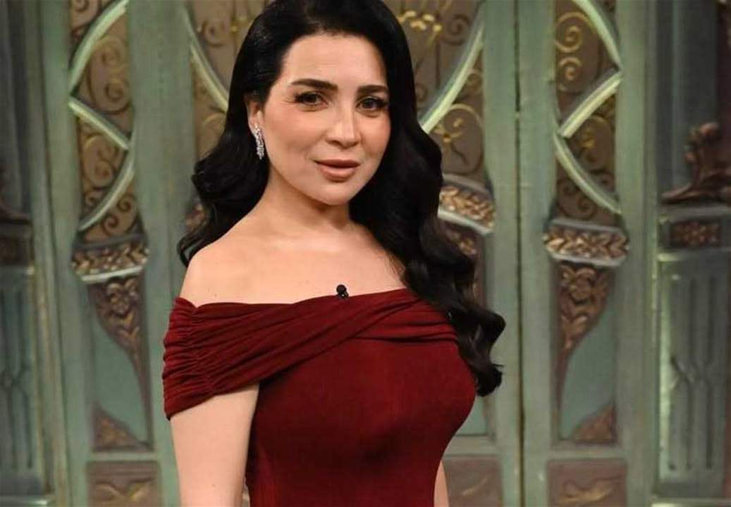 «كدت أفقد حياتي».. مي عز الدين تروي تفاصيل أزمة صحية مرعبة