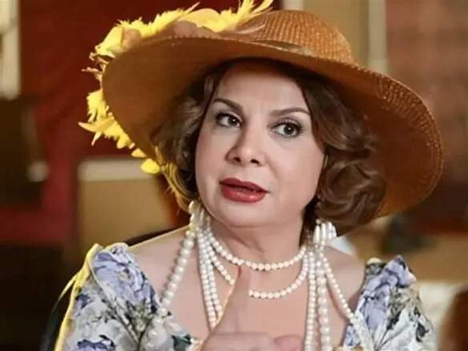 فادية عبد الغني تفجع بوفاة شقيقها عقب أزمة صحية مفاجئة
