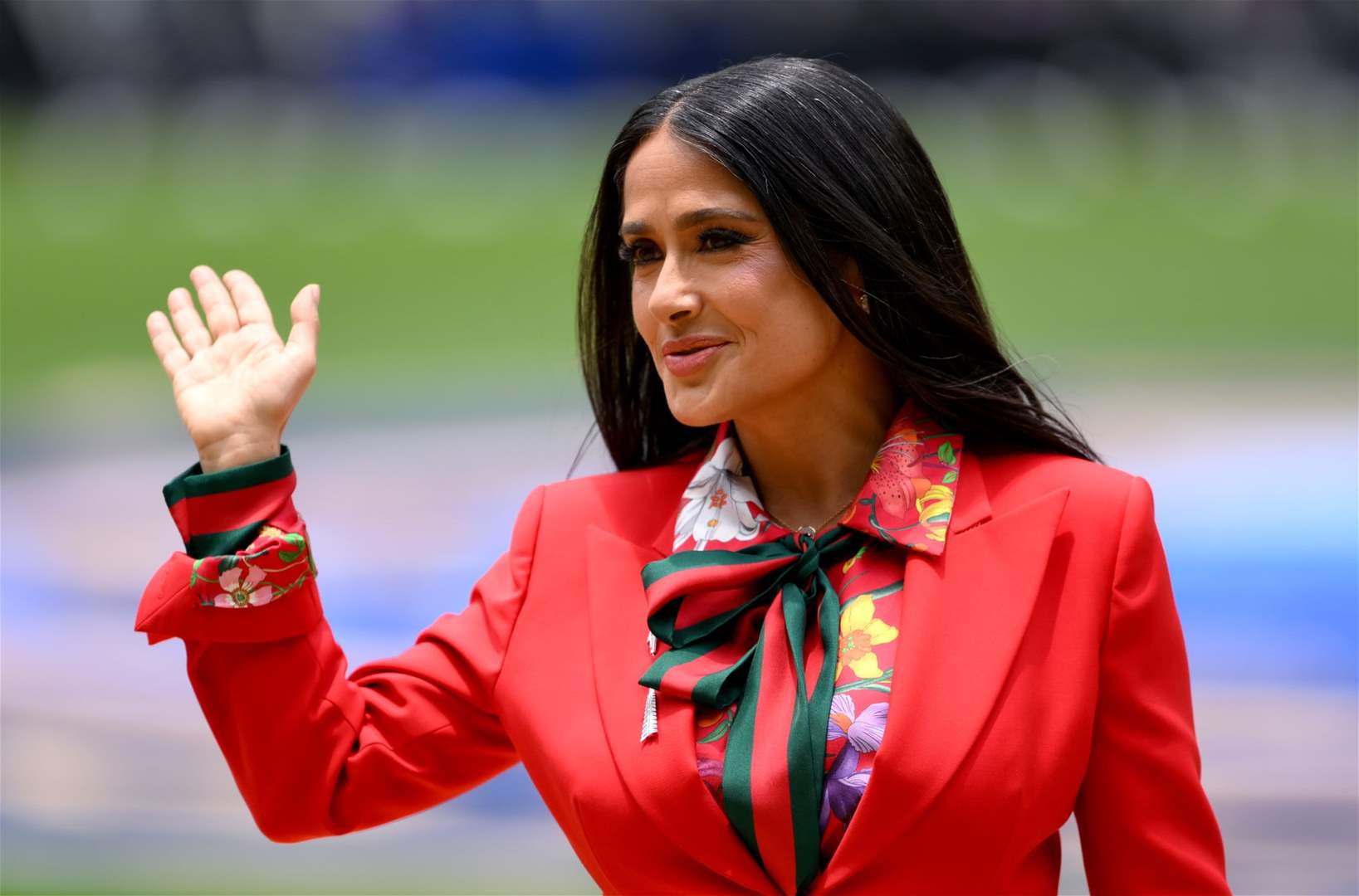 سلمى حايك برسالة مؤثرة من ملعب أزتيكا في افتتاح كأس العالم 2026