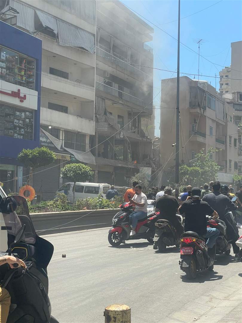 مراسل الجديد يعاين موقغ الغارة في الغبيري