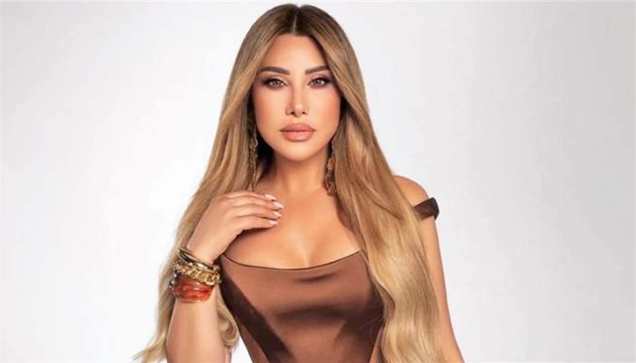 نجوى كرم تخطف الأنظار في زفاف ابن شقيقها.. وظهور لافت إلى جانب ناجي الأسطا