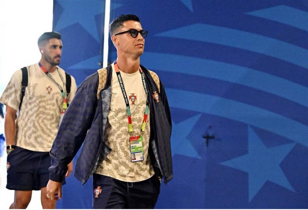 فيديو - لفتة من رونالدو لعناصر الأمن في كندا