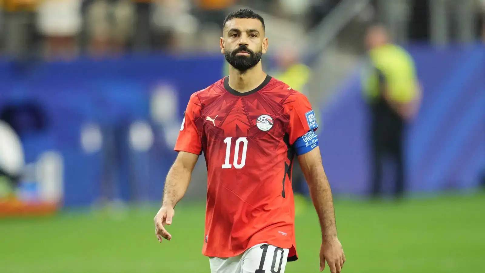 نجوم الفن يدعمون محمد صلاح بعد وعده للجماهير المصرية