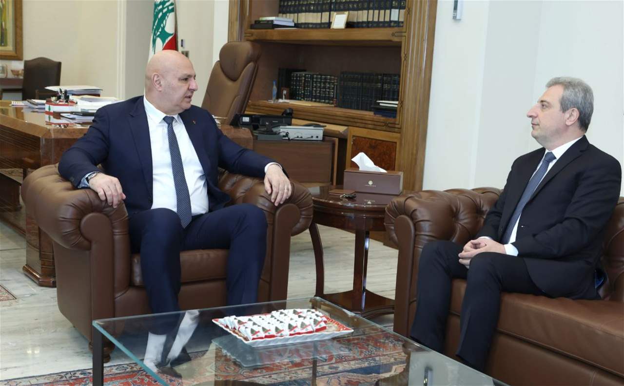  الرئيس عون عرض مع النائب وائل بو فاعور الأوضاع العامة في البلاد في ضوء التطورات الأخيرة والمواقف من الأحداث الراهنة