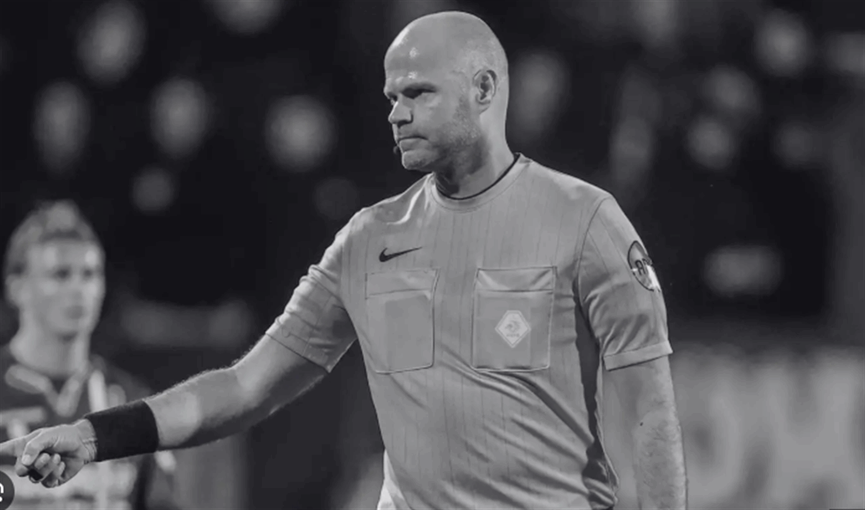 وفاة الحكم الهولندي روب ديبرينك عن 38 عامًا بعد أسابيع من استبعاده من كأس العالم