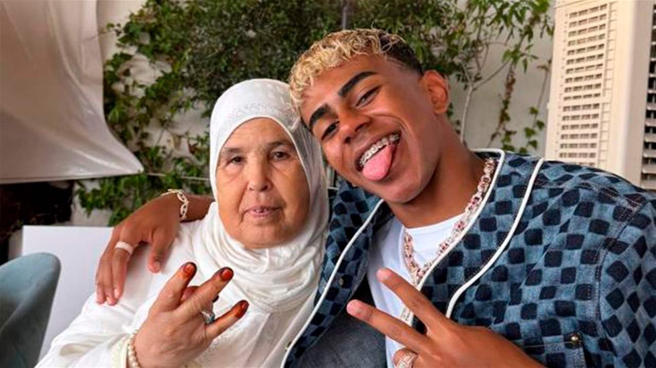 فيديو - فرحة الجدة تنتظر هدف لامين