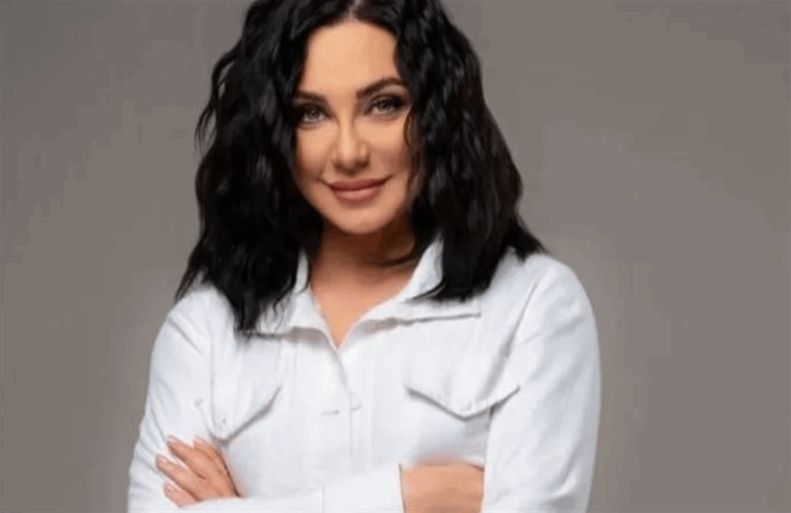 سلاف فواخرجي بصورة عائلية من القاهرة بالتزامن مع انتشار لقطة مفبركة