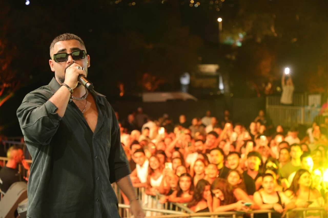 الأخرس يفتتح ثاني أمسيات "أعياد بيروت" بحضور جماهيري لافت
