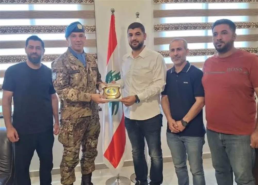 قائد القطاع الغربي في اليونيفيل يزور بلدية برج الشمالي