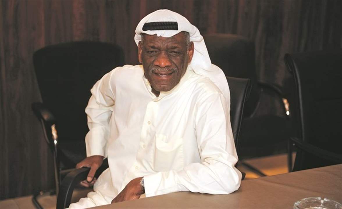 اصابة الفنان الكويتي خالد الملا بالسرطان و طارق العلي يدعمه