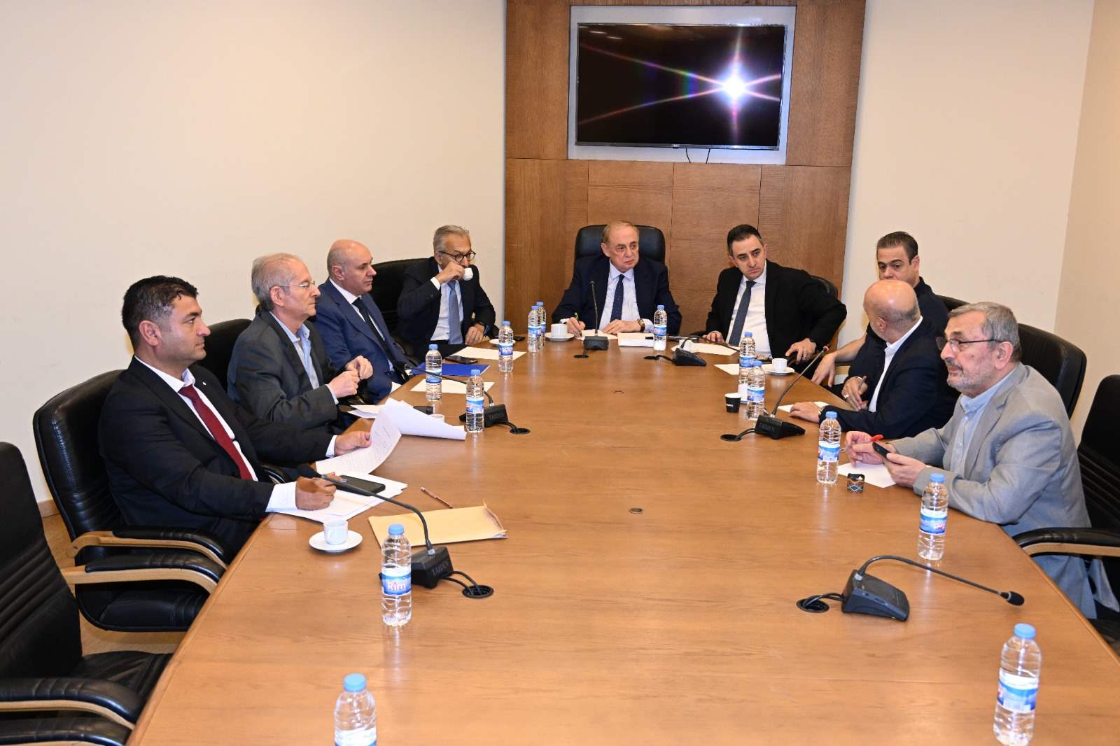 البستاني: حلّ أزمة النفايات.. بلا ضرائب جديدة