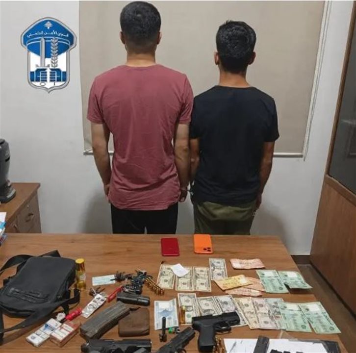 في بشامون.. دراجة بلا لوحات تكشف عصابة مسلّحة!