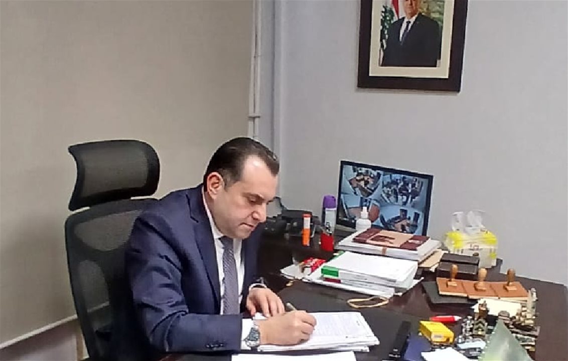 القاضي رجا حاموش يدّعي على رياض سلامة.. بهذه الجرائم! 