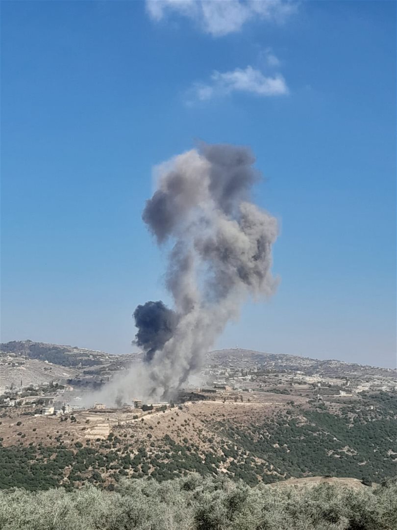 مراسل الجديد: نفذ الجيش الاسرائيلي تفجيراً كبيراً في بلدة كفرتبنيت قضاء النبطية واعقب ذلك دوي 3 تفجيرات إسرائيلية في بلدة طلوسة قضاء مرجعيون