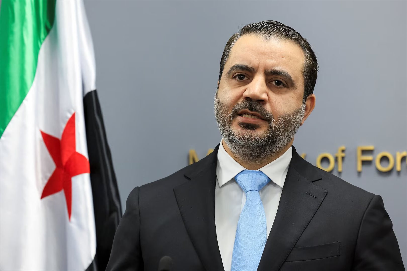 أسعد الشيباني: على إسرائيل مراعاة مخاوف سوريا الأمنية