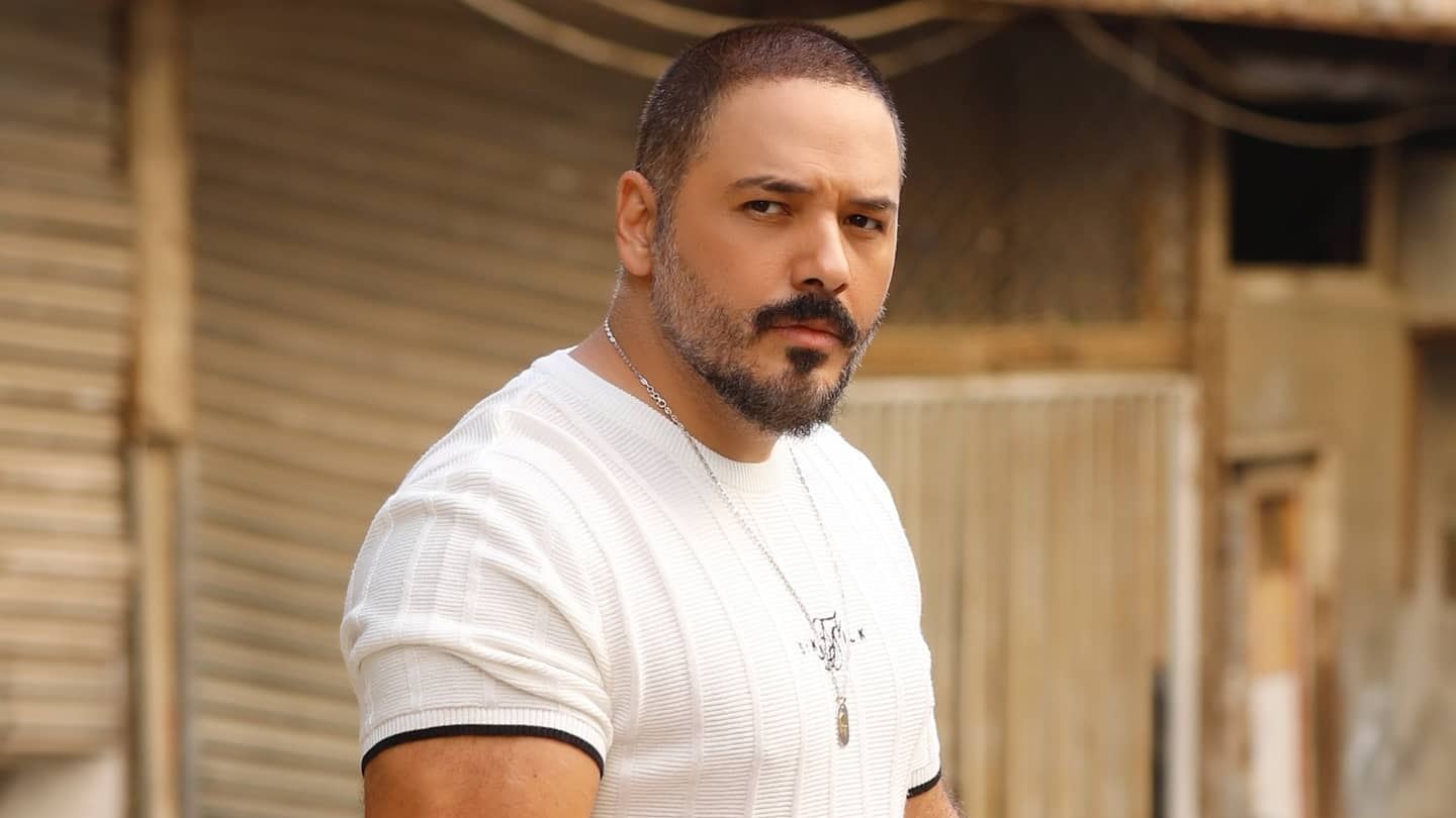 رامي عياش ينفي صلته بفيديو متداول ويحذّر من التضليل
