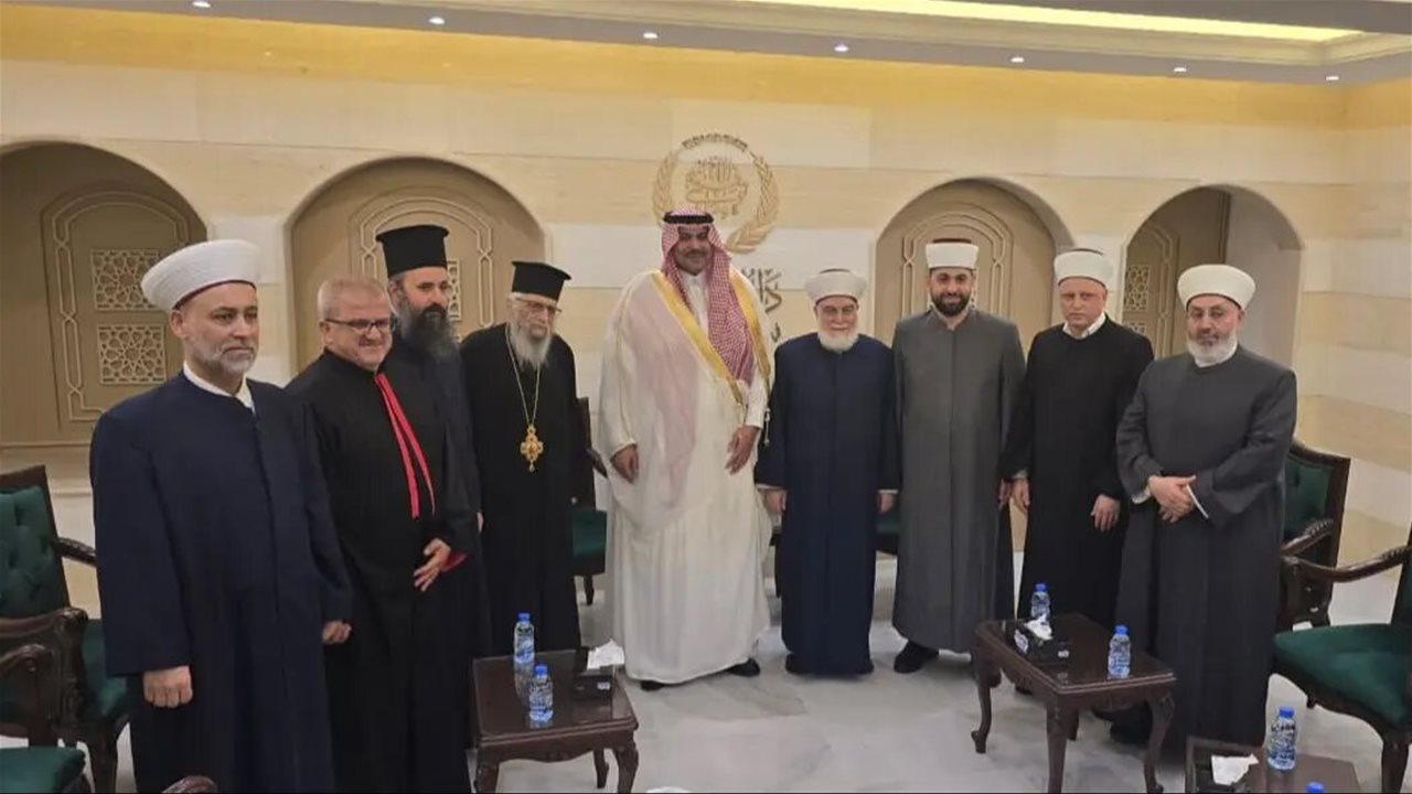 السفير السعودي يزور دار الفتوى في طرابلس ضمن جولته في المدينة (فيديو)