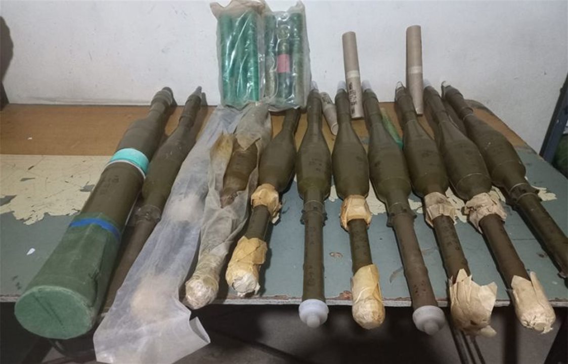 قذائف صاروخية وموقوفون.. الجيش يكشف ماذا حصل عند الحدود؟ 