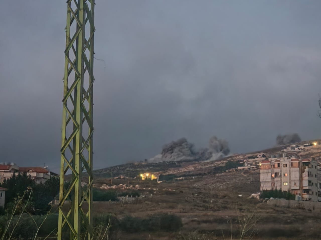 مراسل الجديد: غارات من الطيران الحربي الإسرائيلي على محيط دوحة كفررمان قضاء النبطية