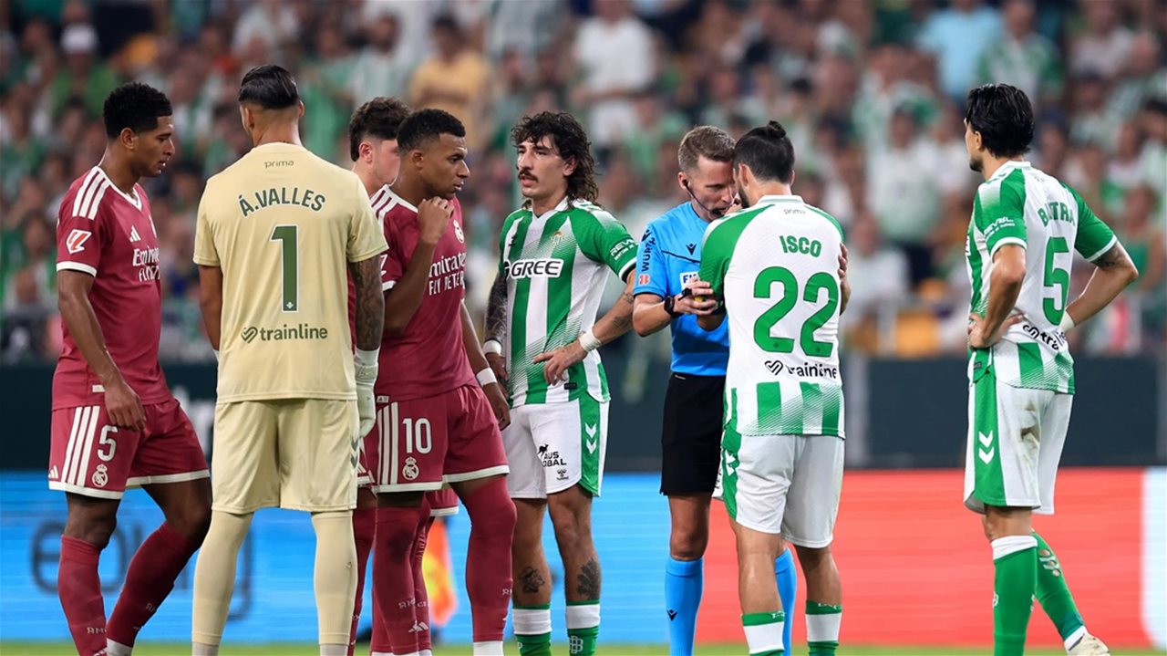 فوضى غريبة في مباراة بيتيس وريال مدريد