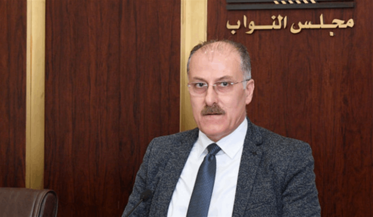 السلاح لا يبرّر الاعتداءات الإسرائيلية.. ونائب يدعو "حزب الله" إلى كنف الدولة