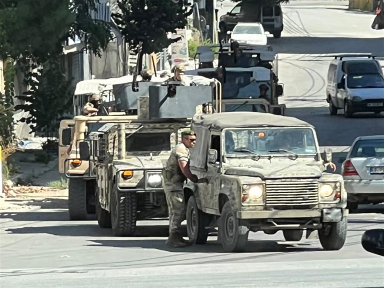 "تفتيش منازل ومصادرة ذخائر".. الجيش يكشف إجراءاته في "المناطق التجريبية"