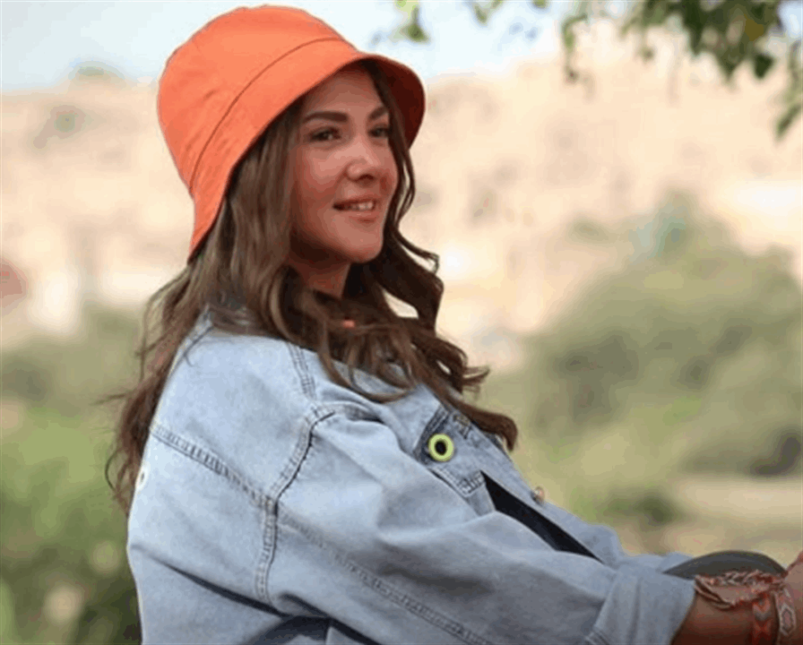 دنيا سمير غانم ترد على انباء طلاقها وهذا ما كشفته عن وفاة والديها 