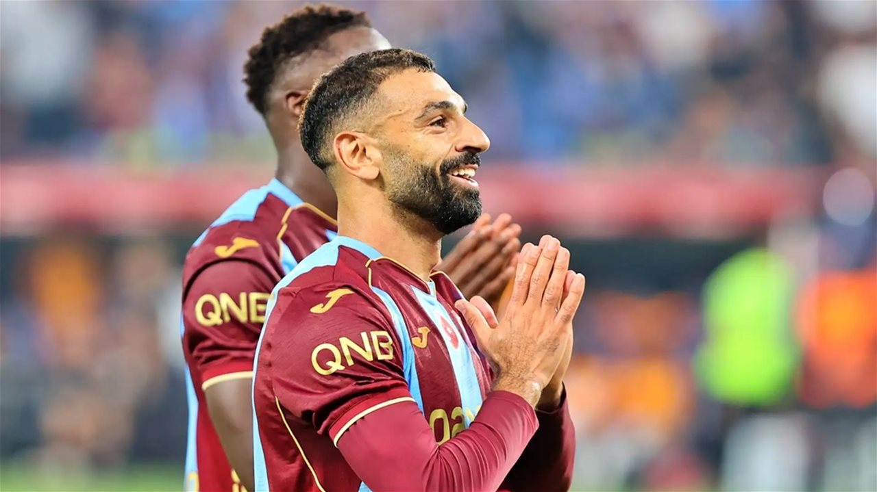 فيديو - صلاح يقود هتاف جماهير طرابزون