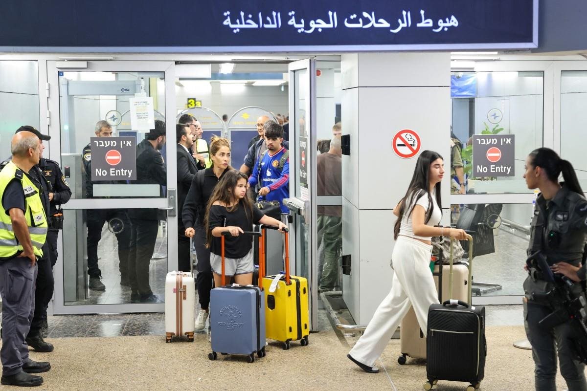 الخارجية الإماراتية تحقق في واقعة رحلة "فلاي دبي" وتدعو إلى تجنب التكهنات