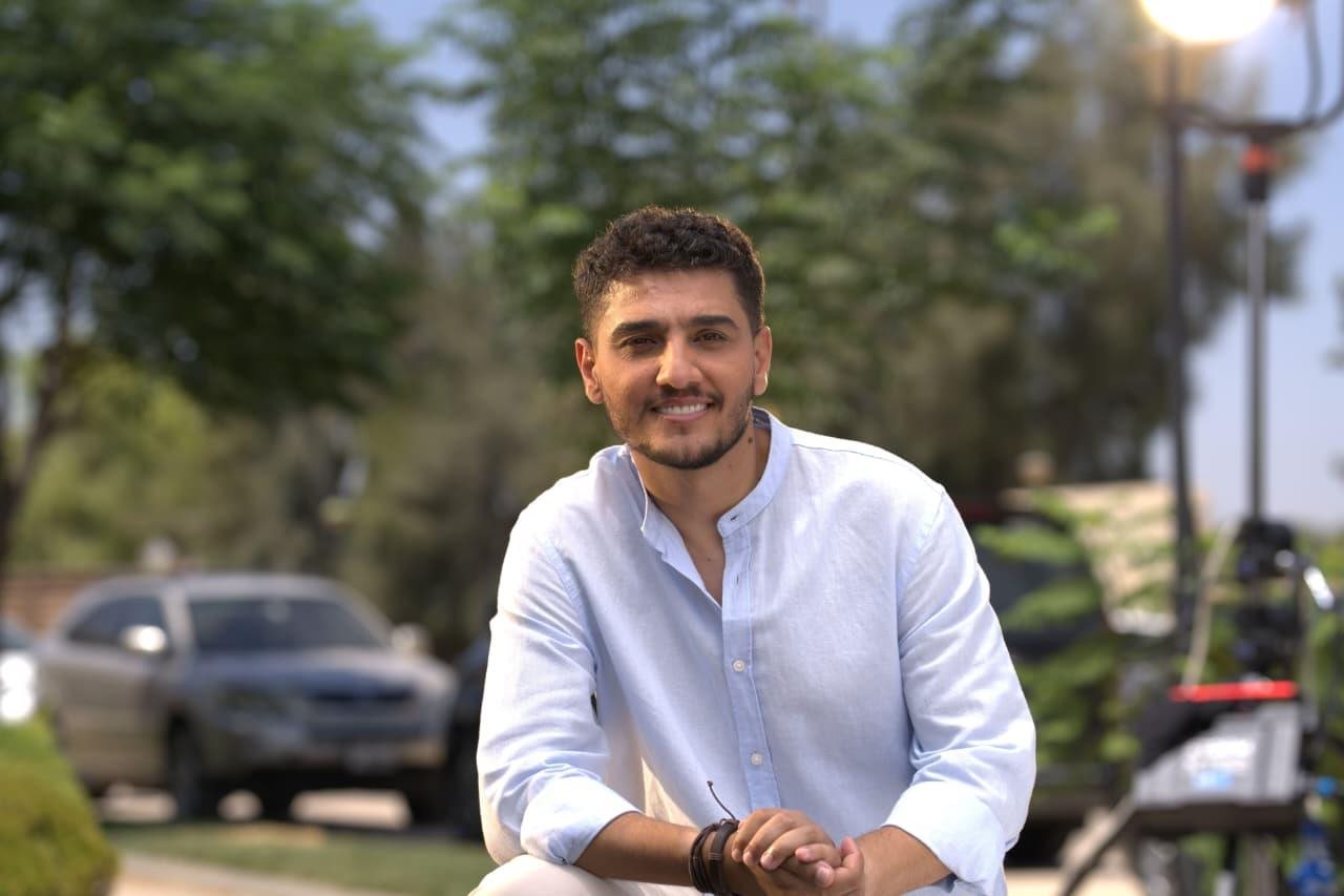 محمد عساف يطرح أغنيته الجديدة "عالهيلا" بروح الفولكور العربيّ