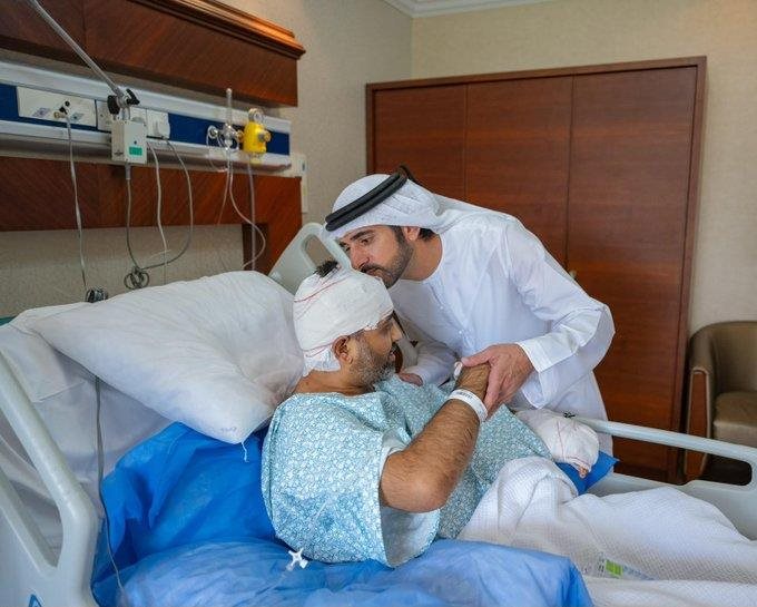 بالصور - إشادة من ولي عهد دبي بطيار «فلاي دبي» المصاب