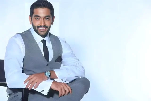 أحمد فلوكس يعلن ارتباطه رسمياً بعد سنوات صعبة.. من هي شريكة حياته الجديدة؟