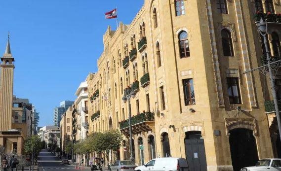 معاملات بالجملة معلّقة.. ماذا يجري داخل بلدية بيروت؟ (اللواء) 