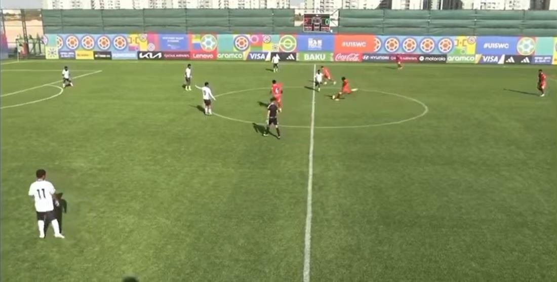فيديو - إندونيسيا تباغت فيجي بهدف من منتصف الملعب