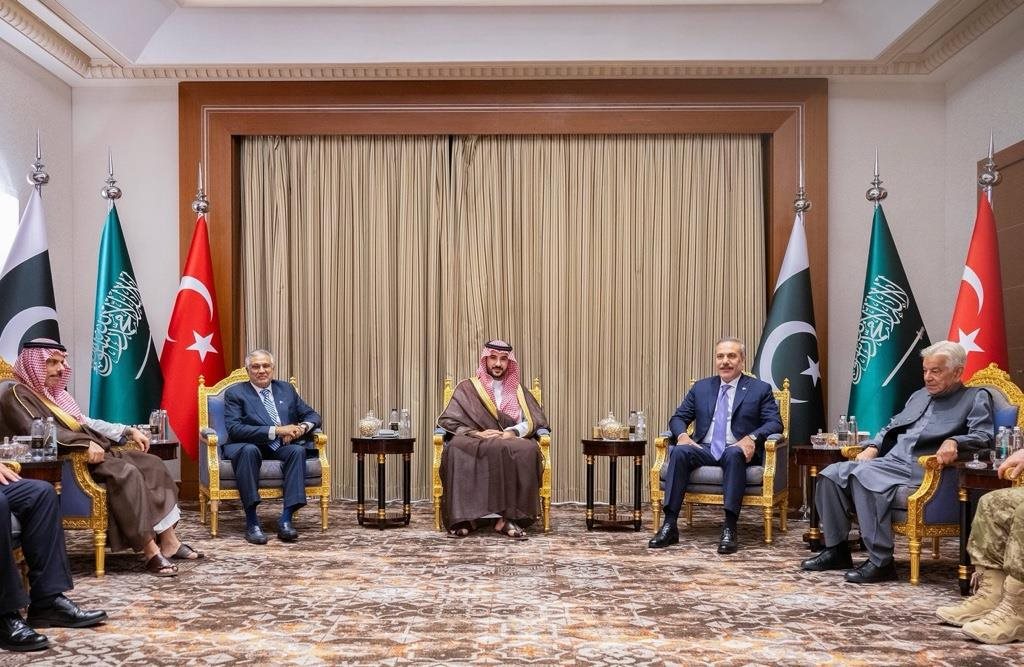 وزير الدفاع السعودي إلى طهران.. اجتماع لدول اتفاقية مكة مع إيران لخفض التصعيد