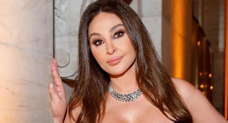 إليسا تحتفل بعيد ميلادها في بيروت وتتألق بإطلالة سوداء مميزة