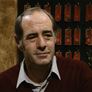 رحيل ديفيد داكر عن عمر ناهز 90 عاماً.. أحد أبرز نجوم الدراما البريطانية