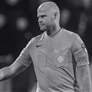 وفاة الحكم الهولندي روب ديبرينك عن 38 عامًا بعد أسابيع من استبعاده من كأس العالم