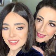 ابنة وفاء موصللي تفاجئ الجمهور بالغناء.. ووالدتها تعلق بفخر