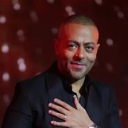 تامر عاشور يدافع عن عامل فندق وهذا ما تم كشفه