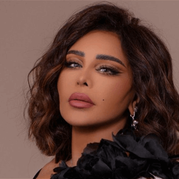 بعد استقبال مولودها الأول.. أحلام تفاجئ يومي بهدية ورسالة مؤثرة