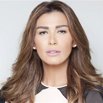 نادين الراسي ترد على الجدل بعد ربط تصريحاتها بالسيد حسن: "ما حدا يزايد ع وجعي"